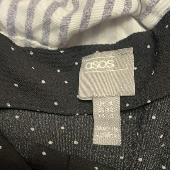 ASOS Polkadot top - Picture 3 of 3